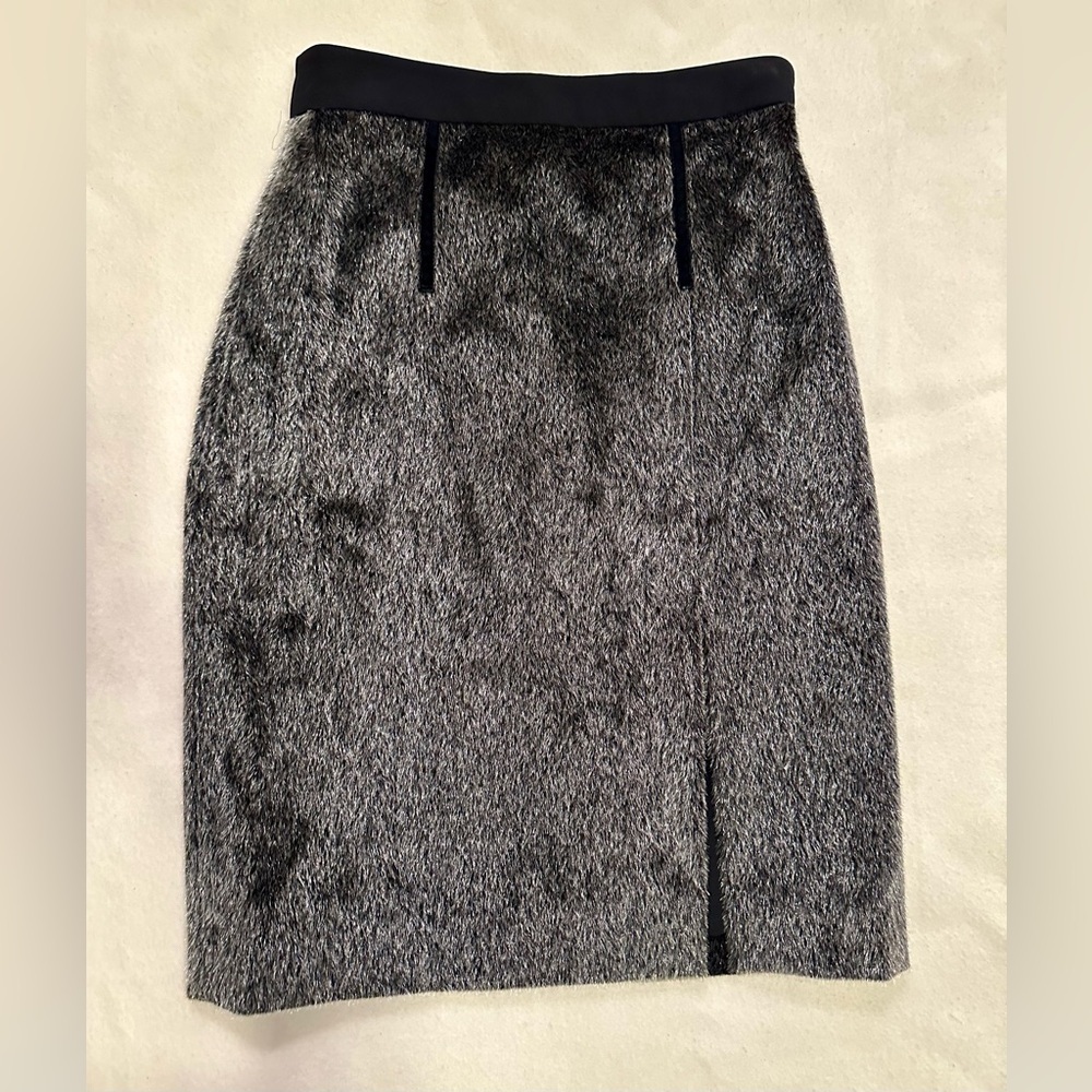 Milin Silver Faux-Fur Mini Skirt Small
